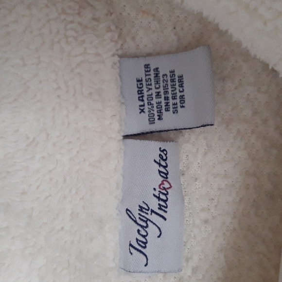 Jaclyn Smith Intiates cream jacket,XLG, Winter clear out! - Picture 3 of 8